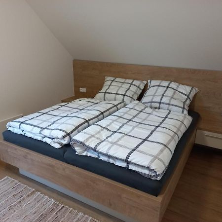 Apartman Acko Polansky Dvur - Velké Karlovice المظهر الخارجي الصورة
