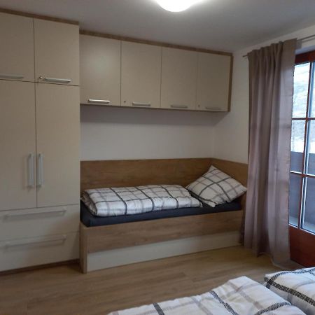Apartman Acko Polansky Dvur - Velké Karlovice المظهر الخارجي الصورة