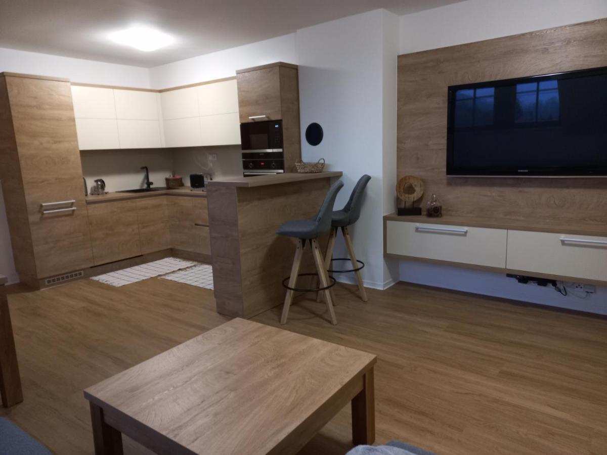 Apartman Acko Polansky Dvur - Velké Karlovice المظهر الخارجي الصورة